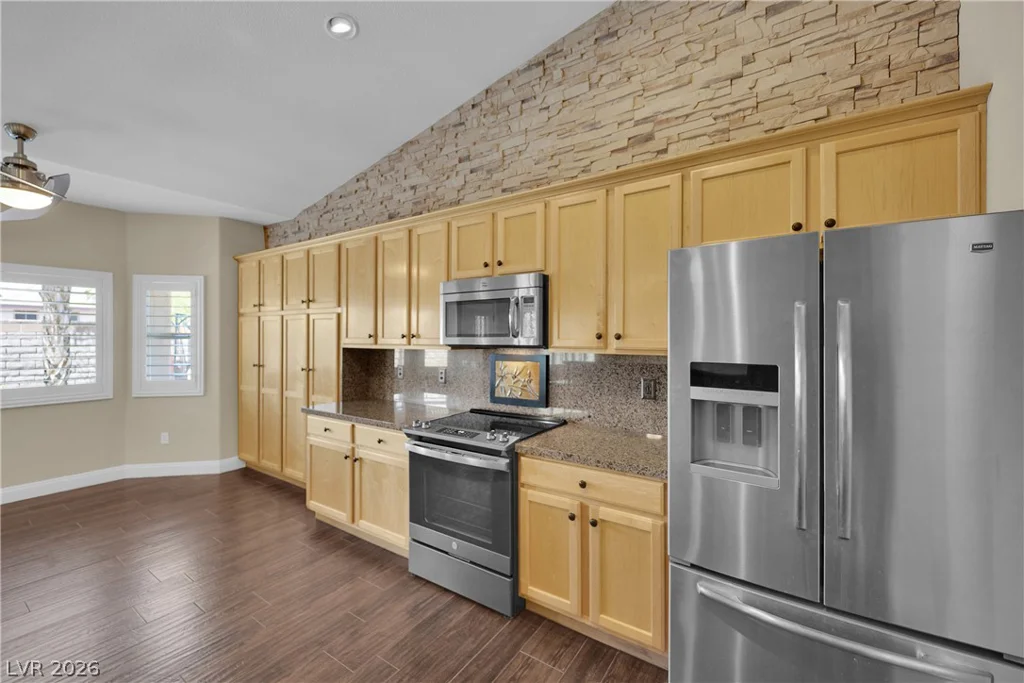 5812 Bargull Bay, Las Vegas, NV 89131