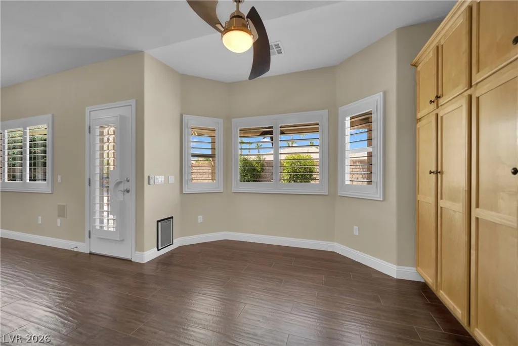 5812 Bargull Bay, Las Vegas, NV 89131