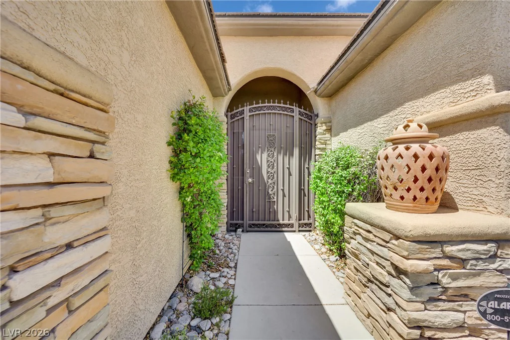 5812 Bargull Bay, Las Vegas, NV 89131