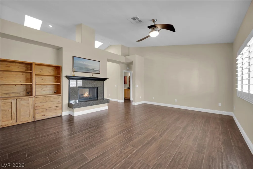 5812 Bargull Bay, Las Vegas, NV 89131