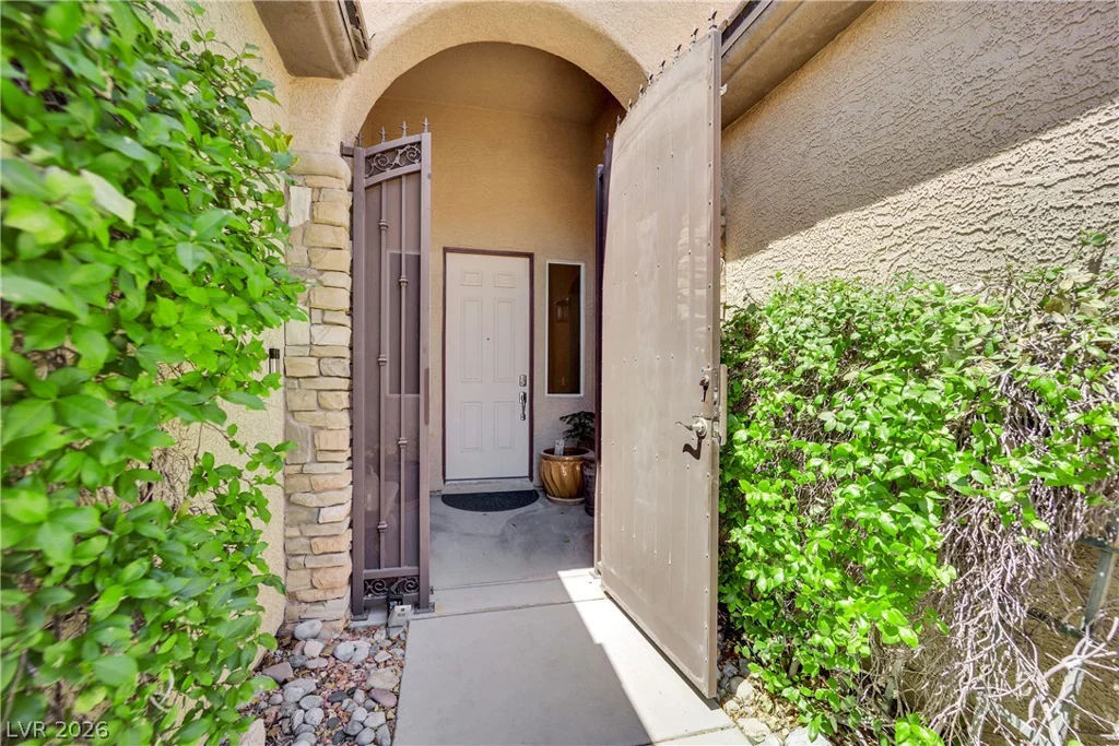 5812 Bargull Bay, Las Vegas, NV 89131