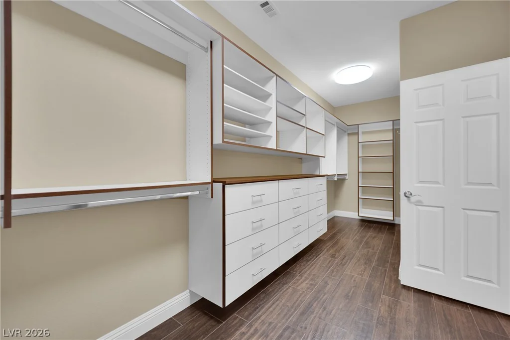5812 Bargull Bay, Las Vegas, NV 89131
