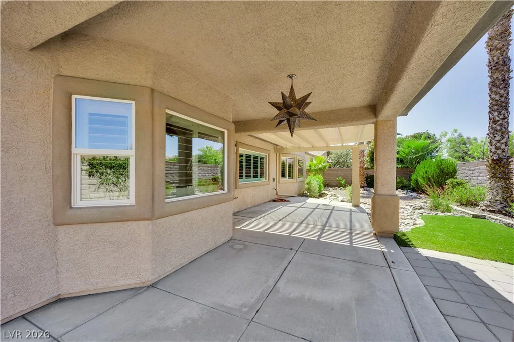 5812 Bargull Bay, Las Vegas, NV 89131