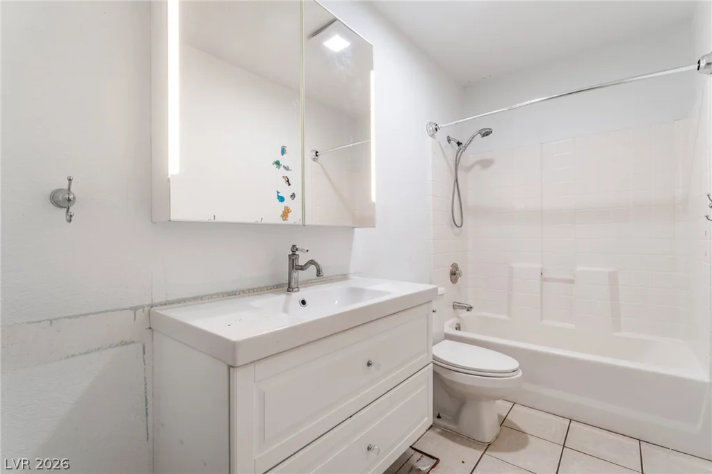 7045 Bilpar, Las Vegas, NV 89131