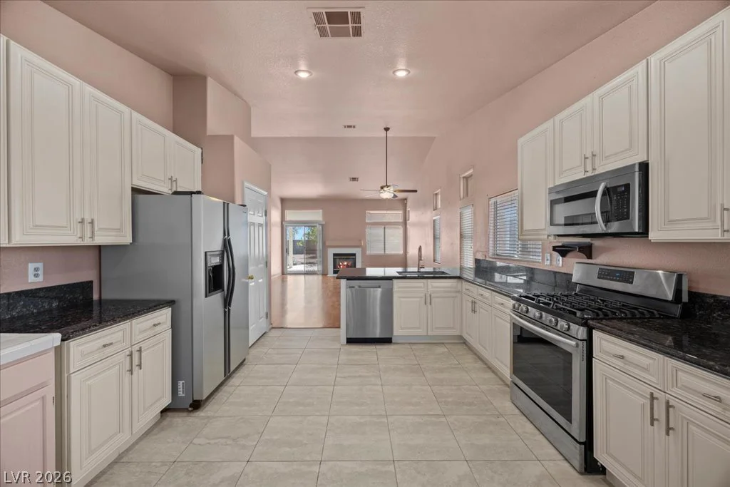 5720 Southern Trails, Las Vegas, NV 89113