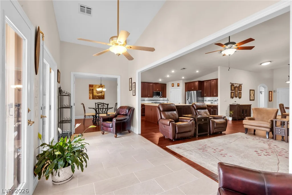 8769 Frasure Falls, Las Vegas, NV 89178