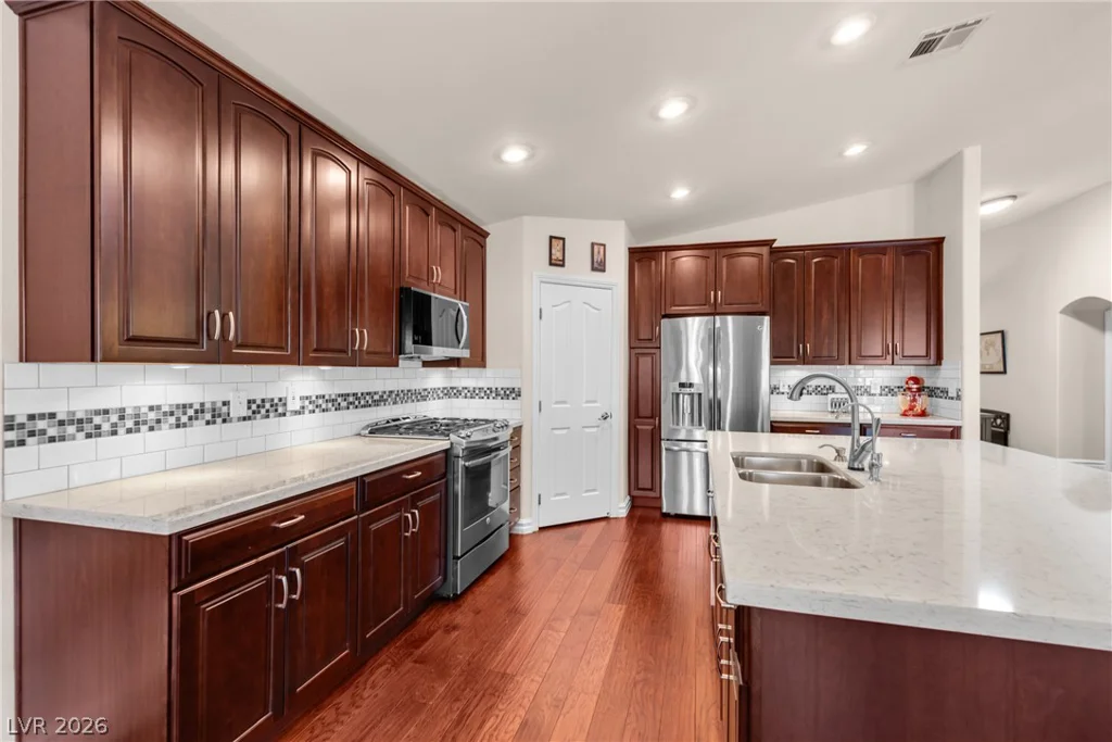 8769 Frasure Falls, Las Vegas, NV 89178