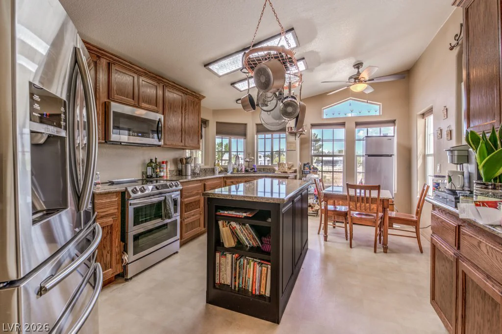 3410 Adobe, Pahrump, NV 89048