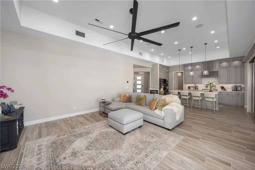 6720 IRON SQUARE, Las Vegas, NV 89148