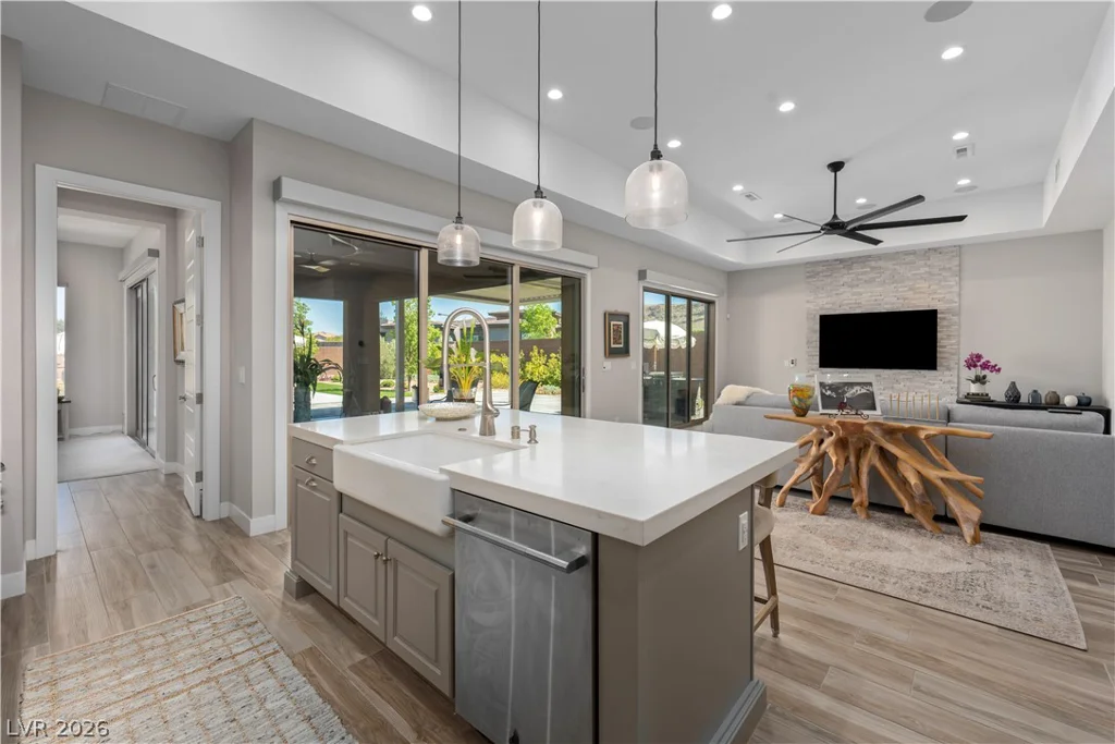 6720 IRON SQUARE, Las Vegas, NV 89148