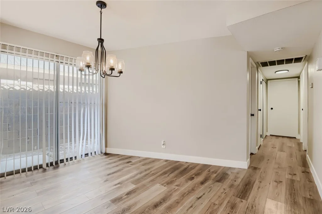 6401 Pawlow, Las Vegas, NV 89118