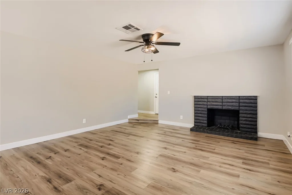 6401 Pawlow, Las Vegas, NV 89118