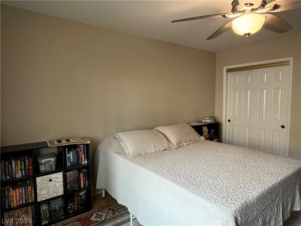 2851 Valley View, Las Vegas, NV 89102