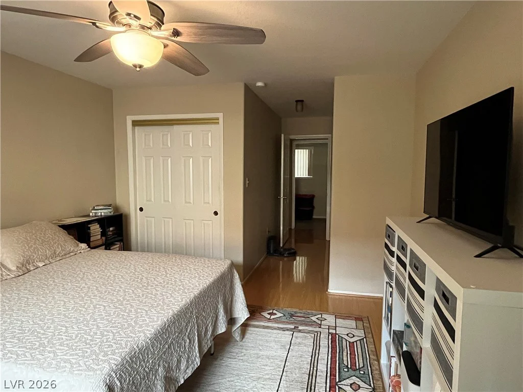 2851 Valley View, Las Vegas, NV 89102