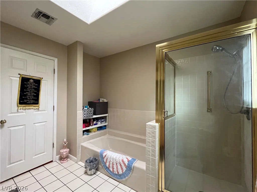 2851 Valley View, Las Vegas, NV 89102