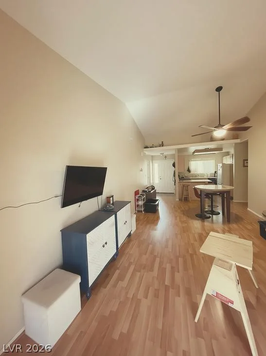 2851 Valley View, Las Vegas, NV 89102