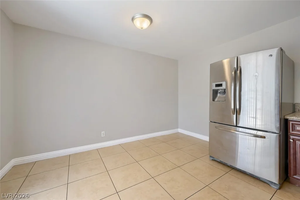 6321 Portola, Las Vegas, NV 89108
