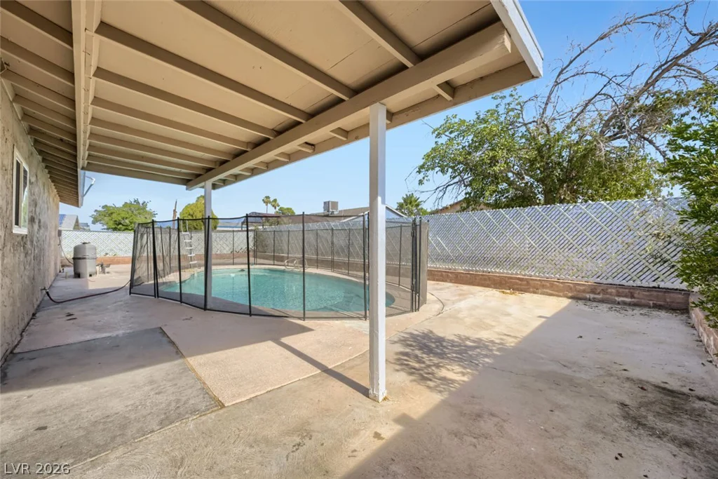 6321 Portola, Las Vegas, NV 89108