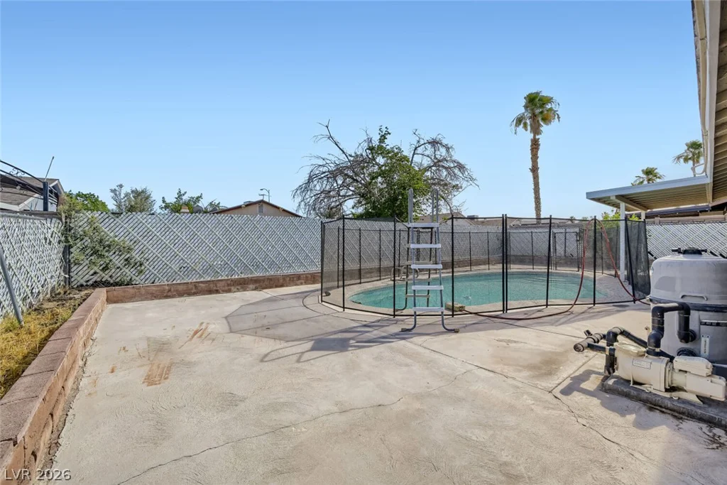 6321 Portola, Las Vegas, NV 89108