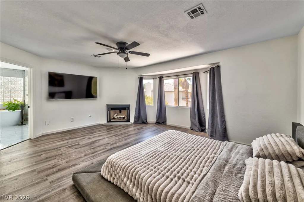 3005 High Tide, Las Vegas, NV 89117