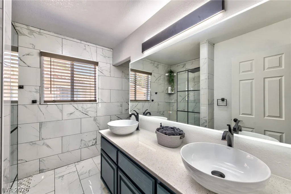 3005 High Tide, Las Vegas, NV 89117