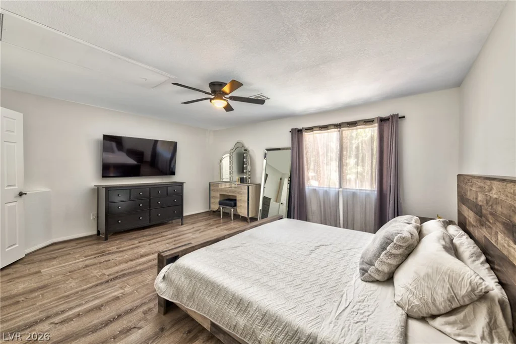 3005 High Tide, Las Vegas, NV 89117