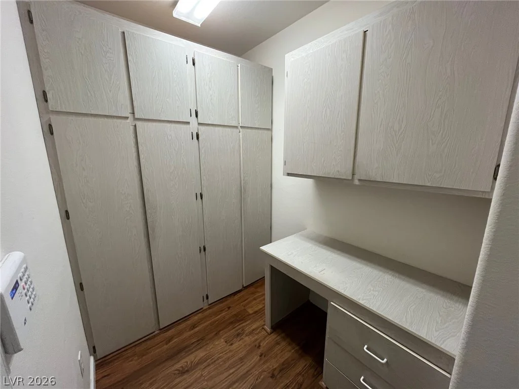 10407 Sawmill, Las Vegas, NV 89134
