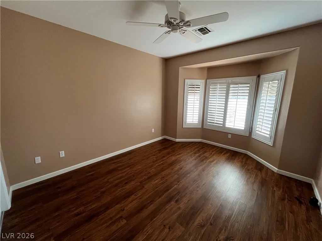 10407 Sawmill, Las Vegas, NV 89134