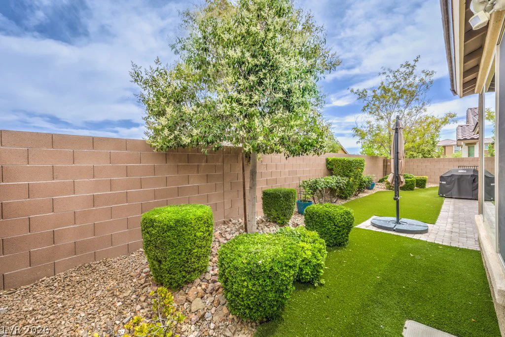 9476 Chandler Springs, Las Vegas, NV 89148