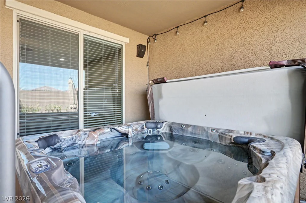 9476 Chandler Springs, Las Vegas, NV 89148
