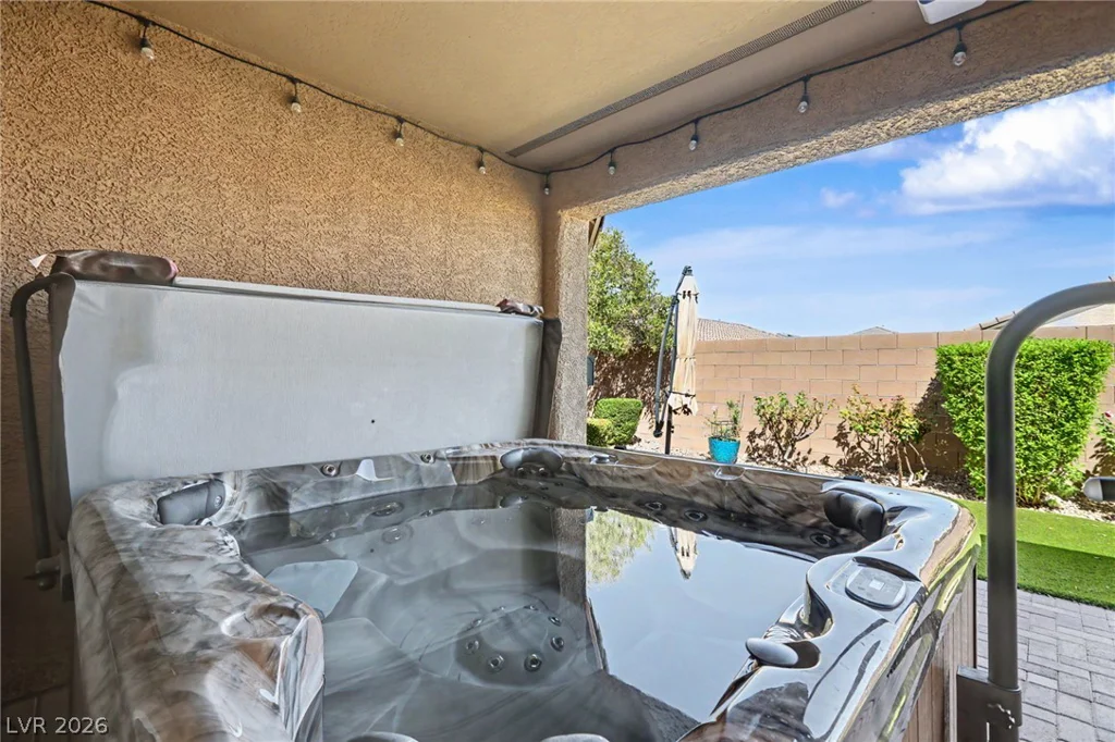 9476 Chandler Springs, Las Vegas, NV 89148