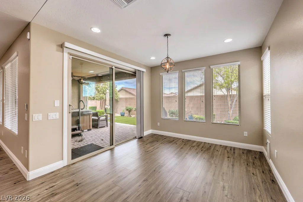 9476 Chandler Springs, Las Vegas, NV 89148