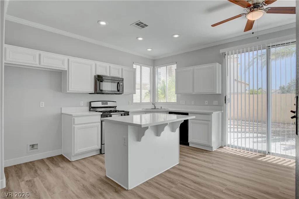9737 Ravine, Las Vegas, NV 89117