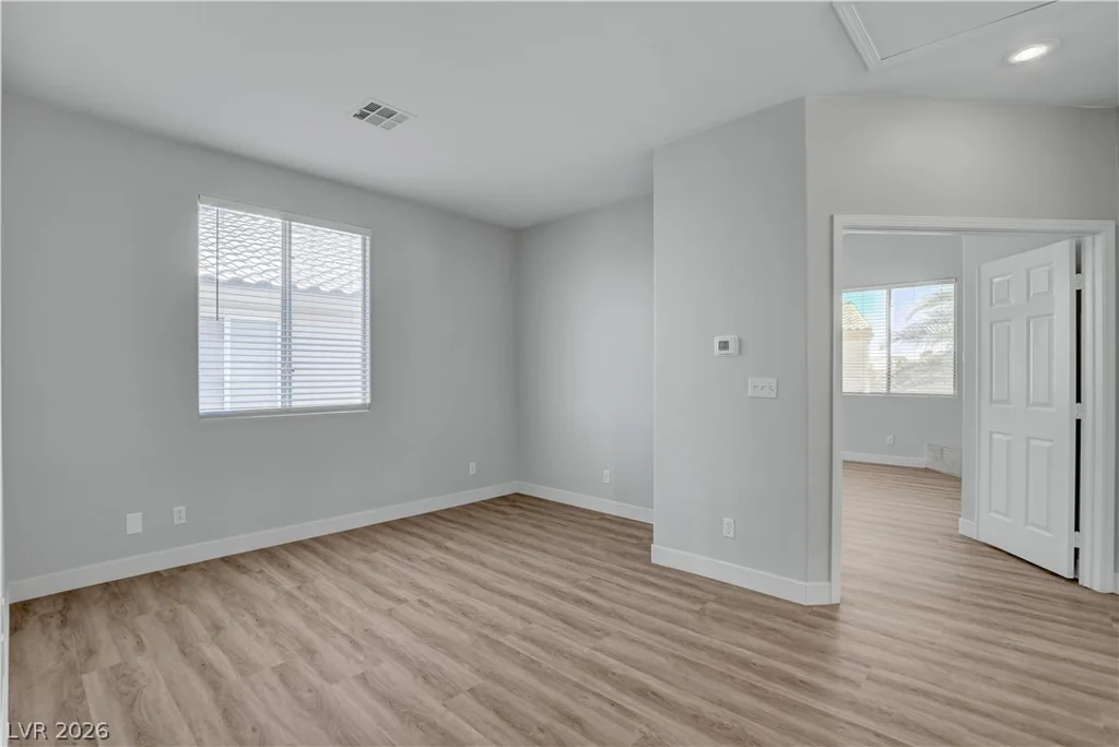 9737 Ravine, Las Vegas, NV 89117