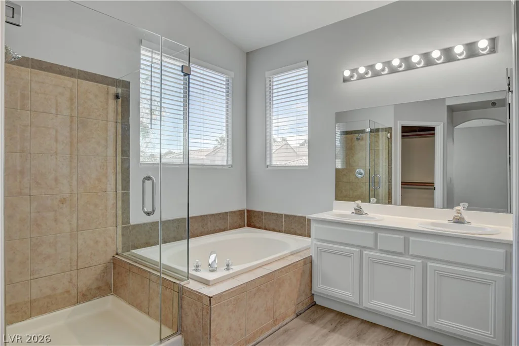 9737 Ravine, Las Vegas, NV 89117