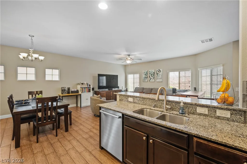 9590 Greensburg, Las Vegas, NV 89178
