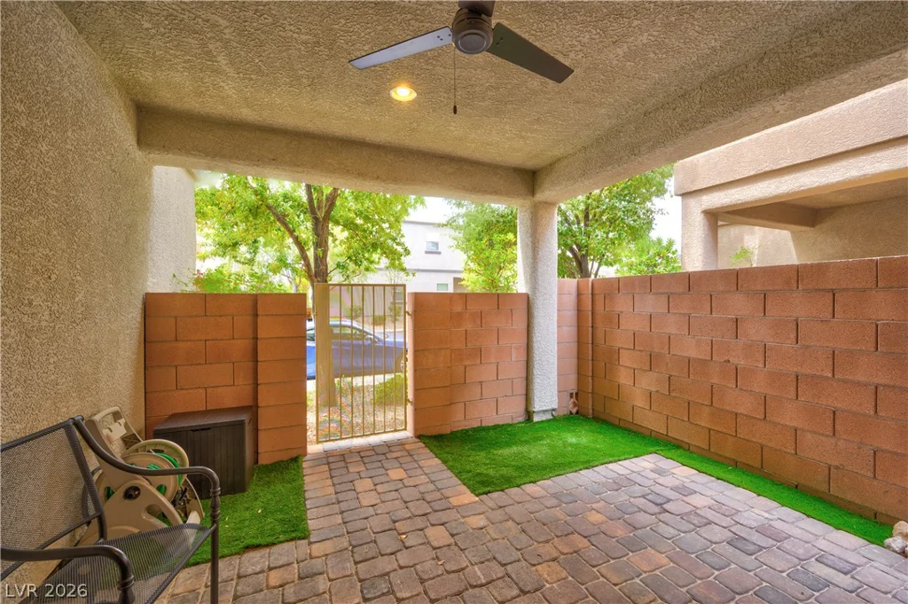 9590 Greensburg, Las Vegas, NV 89178
