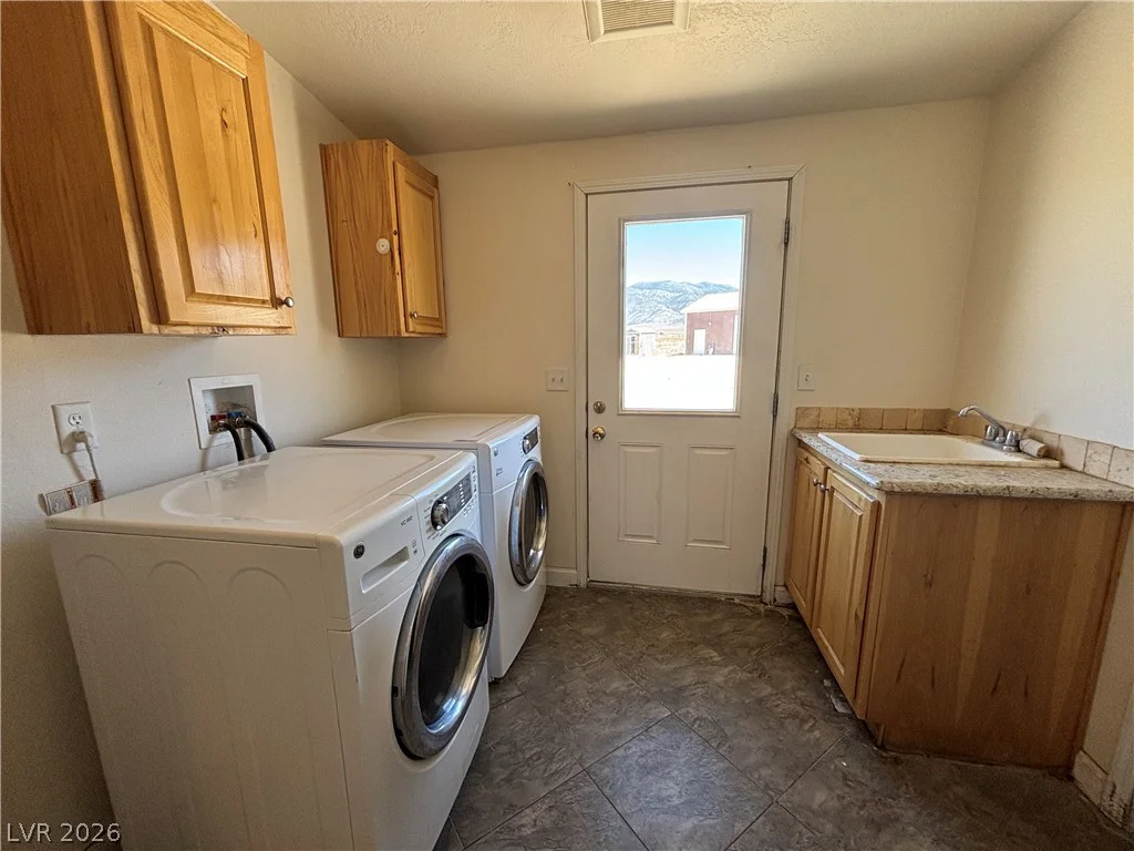 910 Sawblade, Other, NV 89317