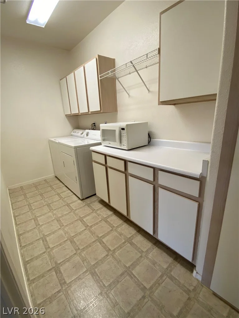 2975 Bluegrass, Henderson, NV 89074