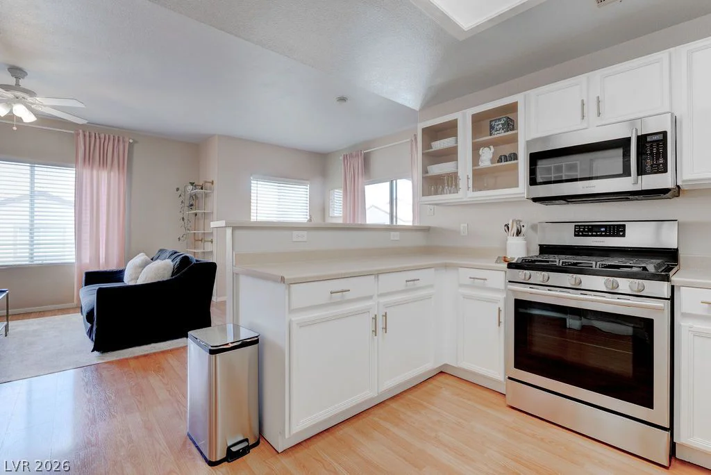 9580 Reno, Las Vegas, NV 89148