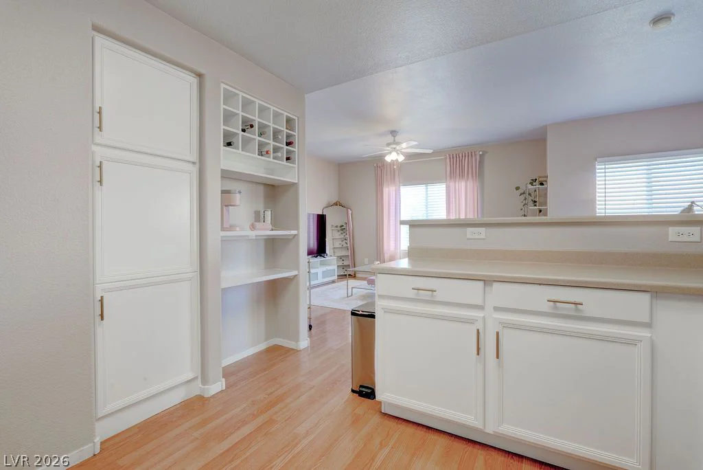 9580 Reno, Las Vegas, NV 89148