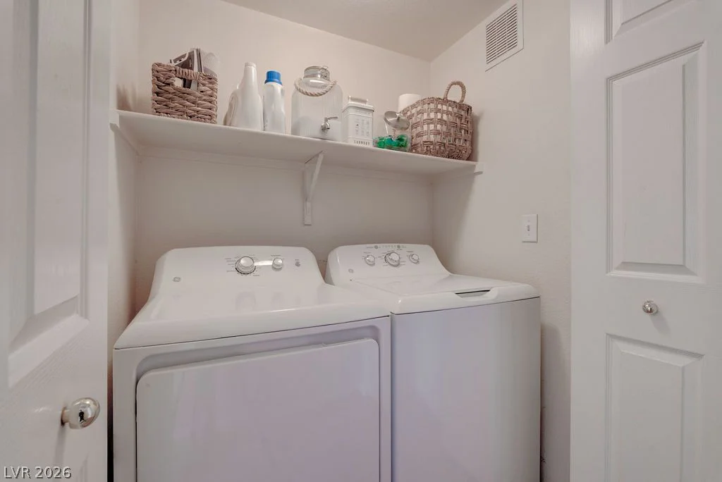 9580 Reno, Las Vegas, NV 89148