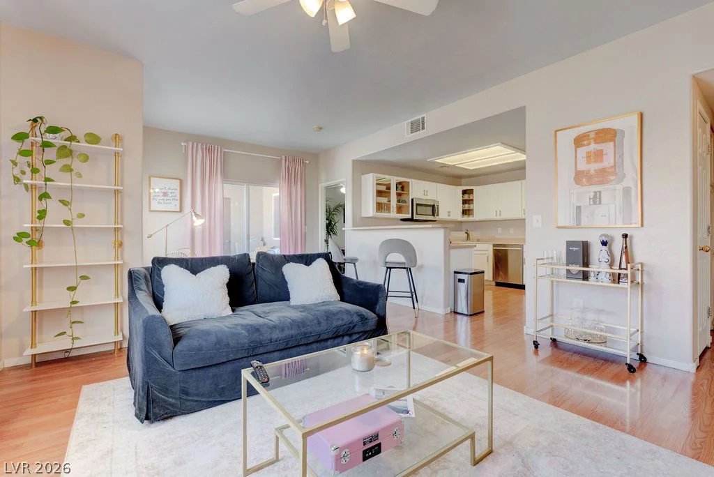 9580 Reno, Las Vegas, NV 89148