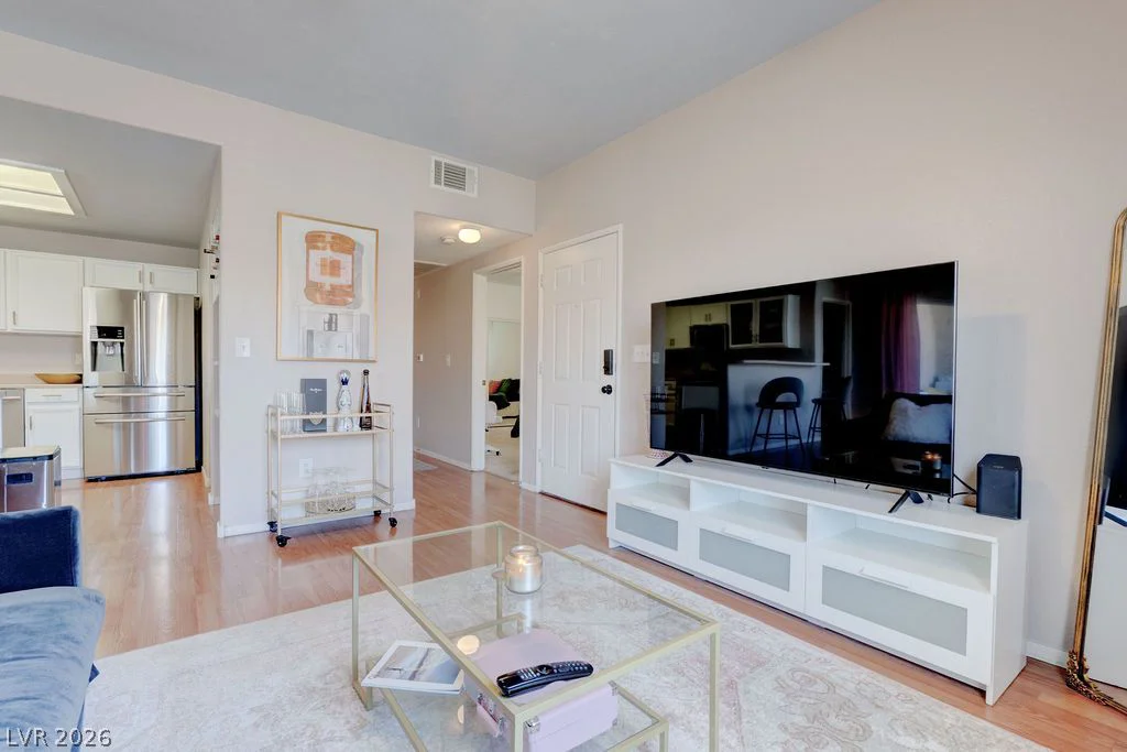 9580 Reno, Las Vegas, NV 89148