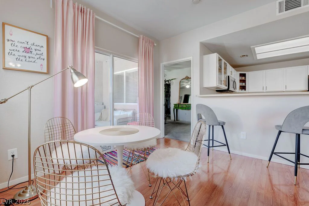 9580 Reno, Las Vegas, NV 89148