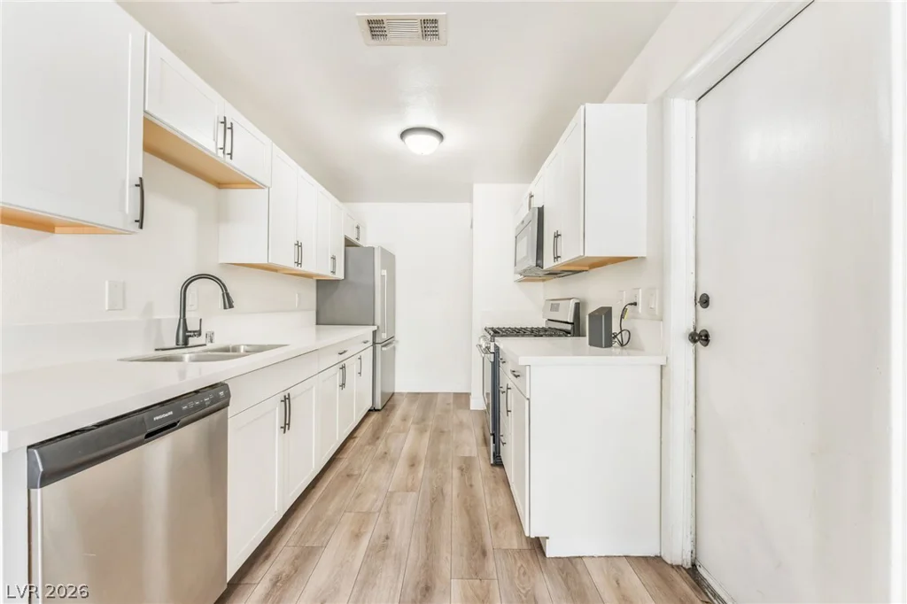 55 Christy, Las Vegas, NV 89110