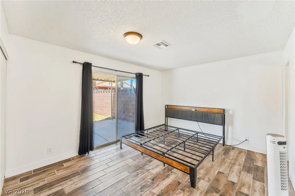 55 Christy, Las Vegas, NV 89110