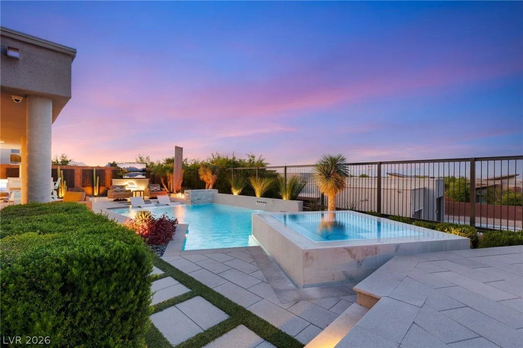 6100 Stone Rise, Las Vegas, NV 89135