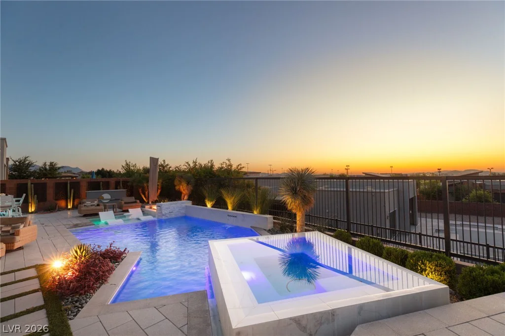 6100 Stone Rise, Las Vegas, NV 89135