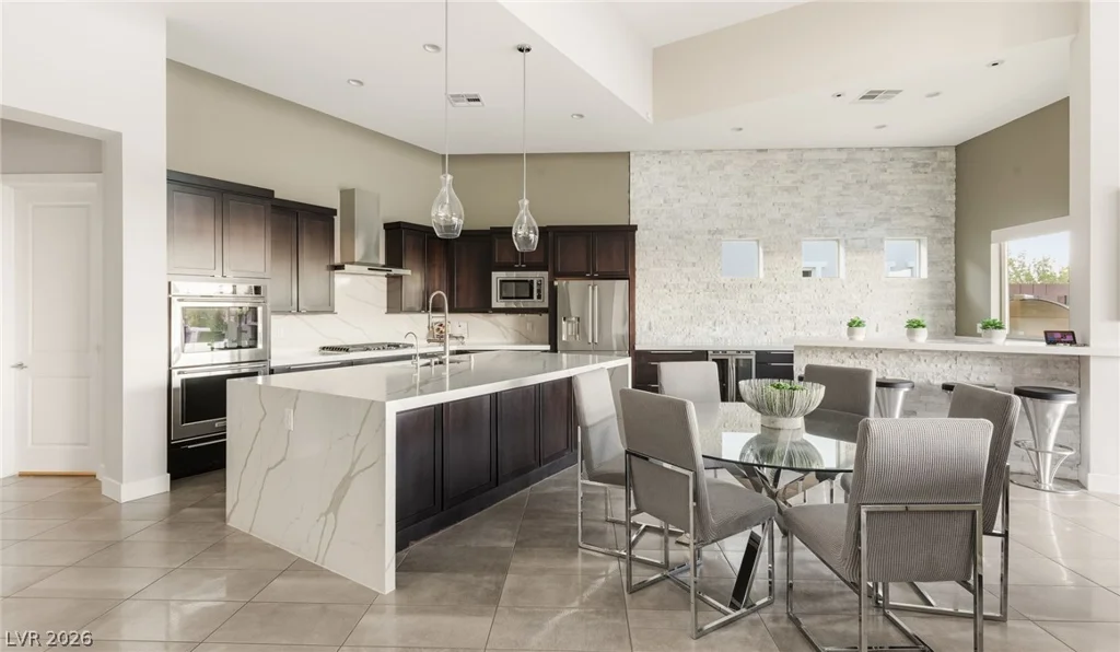 6100 Stone Rise, Las Vegas, NV 89135